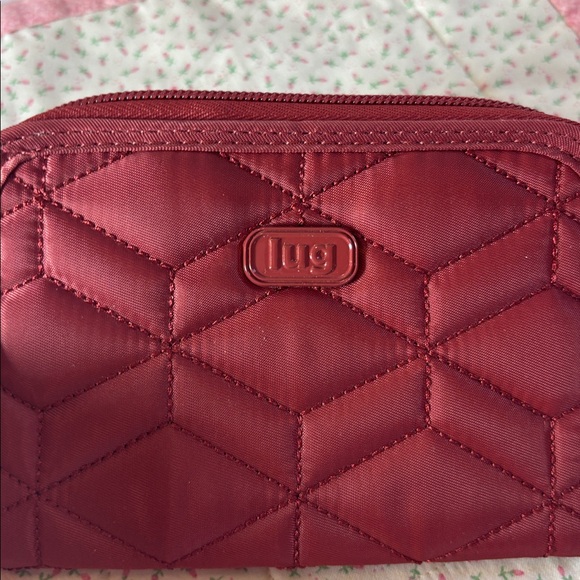 Lug Rodeo Wallet Raspberry Quilted Like New - Picture 2 of 7